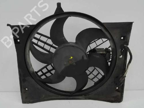 Used Radiator fan BMW 3 (E46) 320 d (136 hp) 6156939