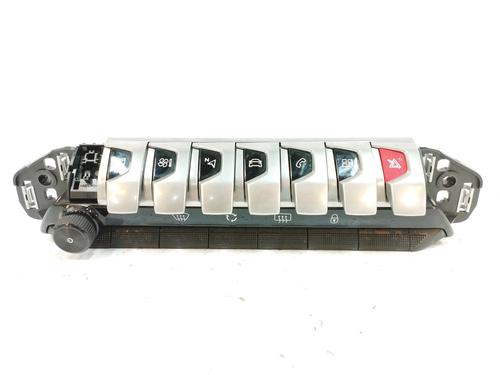 Used Switch Switch PEUGEOT 5008 II (MC_, MJ_, MR_, M4_) 1.5 BlueHDi 130 (MCYHZJ, MCYHZR, MCYHZX) (131 hp) 10649649 10649649