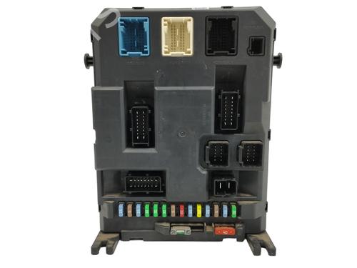 Fuse box CITROËN C3 Picasso (SH_) | BP16302750E1