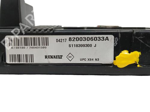 Fuse box RENAULT MEGANE II (BM0/1_, CM0/1_) 1.9 dCi (BM0G, CM0G) | BP17999882E1 