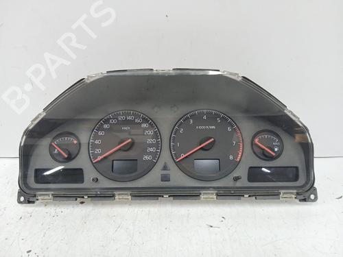 Used Instrument cluster VOLVO V70 II (285) 2.4 (140 hp) 30097930