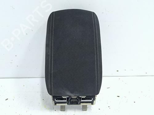 Used Armrest / Center console Armrest / Center console 37421345 37421345