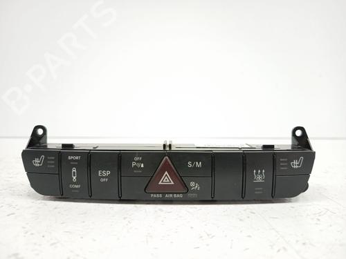 Used Switch MERCEDES-BENZ GL-CLASS (X164) GL 320 CDI 4-matic (164.822) (224 hp) 30744673