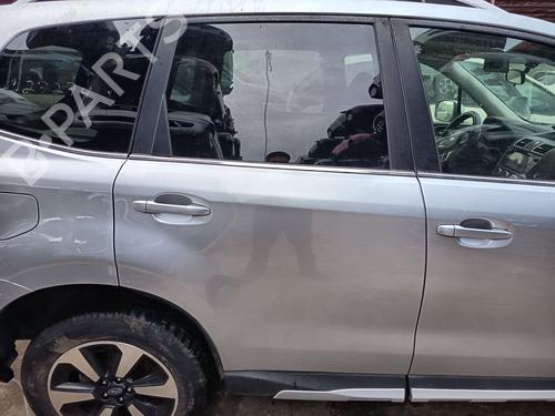 Porte arrière droite SUBARU FORESTER (SJ_) 2.0 D AWD (SJD) (147 hp) 31882507