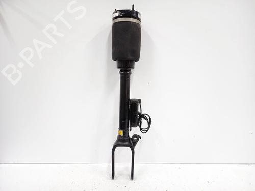 Used Right front shock absorber MERCEDES-BENZ GL-CLASS (X164) GL 320 CDI 4-matic (164.822) (224 hp) 30902347