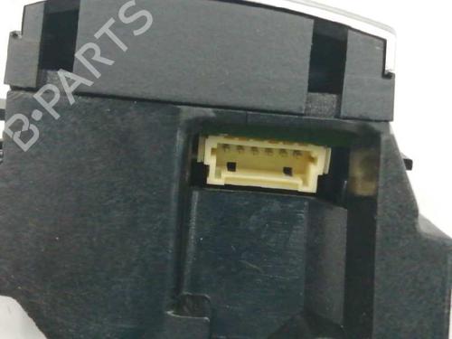 Steering wheel controls AUDI Q5 (8RB) 2.0 TDI quattro | BP6801525E15