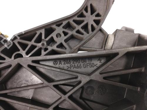 Clutch pedal MERCEDES-BENZ A-CLASS (W176) A 180 CDI / d (176.012) | BP16376731I13 