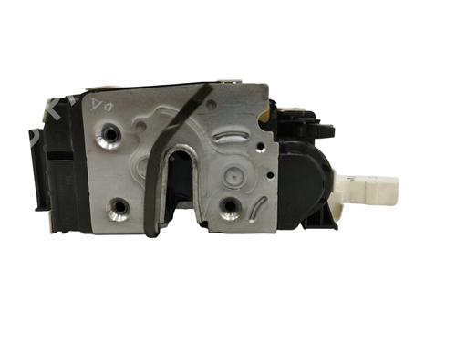 Rear right lock MERCEDES-BENZ A-CLASS (W176) A 180 CDI / d (176.012) A2047302835