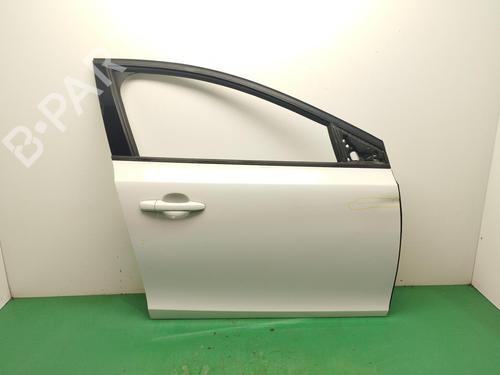 Puerta delantera derecha VOLVO V40 Hatchback (525) D2 (114 hp) 31402335 | OBSERVAR FOTOS |