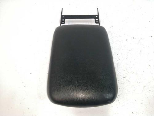 Used Armrest / Center console NISSAN X-TRAIL II (T31) 2.0 dCi 4x4 (150 hp) 8204471