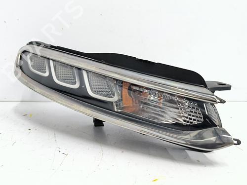 Used Right front indicator Right front indicator CITROËN C3 III (SX) 1.2 VTi 68 (68 hp) 33719870 33719870