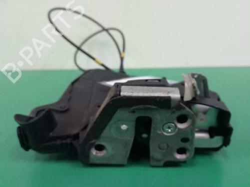 Used Front right lock TOYOTA AURIS (_E15_) 1.8 Hybrid (ZWE150_, ZWE150R) (136 hp) 2676425