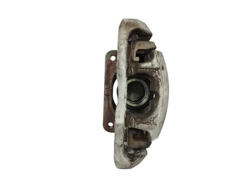 Used Right front brake caliper BMW 7 (E65, E66, E67) 730 d (218 hp) 13668067