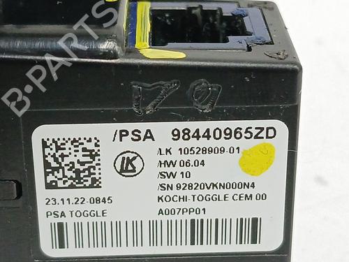Gear lever PEUGEOT 3008 II SUV (MC_, MR_, MJ_, M4_) Hybrid | BP29384164M90 