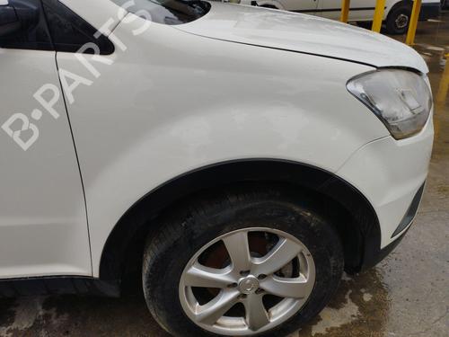Used Right front fenders Right front fenders SSANGYONG KORANDO (CK) 2.0 e-XDi 4WD (175 hp) 40623420 40623420