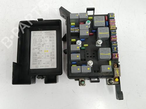 Used Fuse box KIA SPORTAGE II (JE_, KM_) 2.0 CRDi (113 hp) 29162686