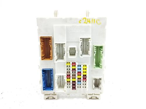 Used Fuse box FORD FOCUS III 1.0 EcoBoost (125 hp) 10770095