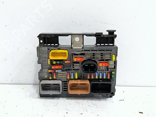 Used Fuse box Fuse box CITROËN C5 III (RD_) 2.0 HDi 140 (RDRHF8, RDRHFA, RDRHA8, RDRHAJ) (140 hp) 34262993 34262993