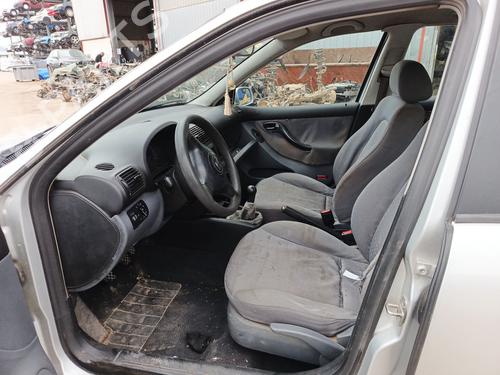 Tailgate handle SEAT TOLEDO II (1M2) 1.9 TDI | BP30775977C132