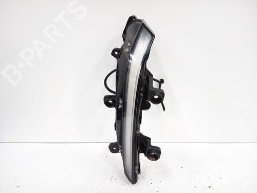 Used Right front indicator Right front indicator PEUGEOT 208 II (UB_, UP_, UW_, UJ_) 1.2 PureTech 100 (101 hp) 34212305 34212305