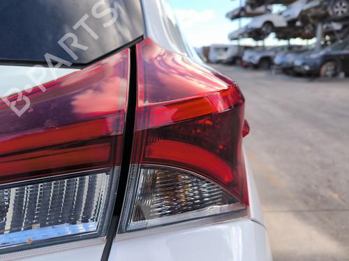 Used Right taillight TOYOTA AURIS (_E18_) 1.3 Dual-VVTi (NRE180_, NRE180R) (99 hp) 32844702