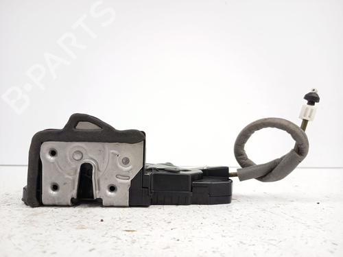 front-right-lock-mercedes-benz-cla-c118-2019-34281968 main image