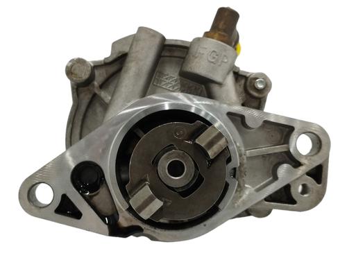 Used Vacuum pump FIAT PANDA (169_) 1.3 D Multijet (169.AXC1A) (70 hp) 16116918