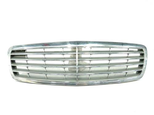 Used Grille MERCEDES-BENZ E-CLASS (W211) [2002-2009]  9130150