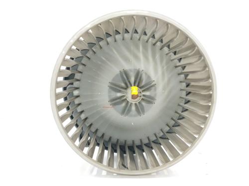 Used Heater blower motor TOYOTA AVENSIS Saloon (_T25_) 2.2 D-4D (ADT251_, ADT251R) (150 hp) 12429166