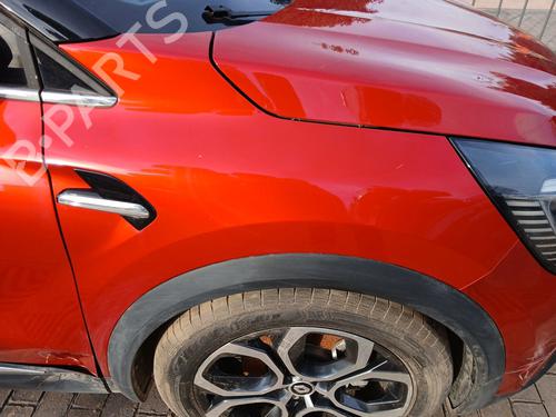 Used Right front fenders RENAULT CAPTUR II (HF_) TCe 90 (HFM6) (91 hp) 31929126