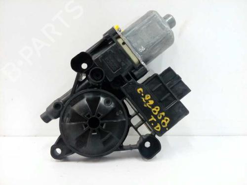 Used Right rear window motor Right rear window motor 5805617 5805617