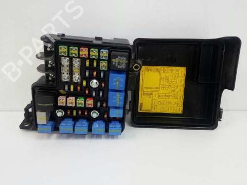 Used Fuse box KIA CEE'D Hatchback (ED) 1.6 CRDi 115 (115 hp) 6089329