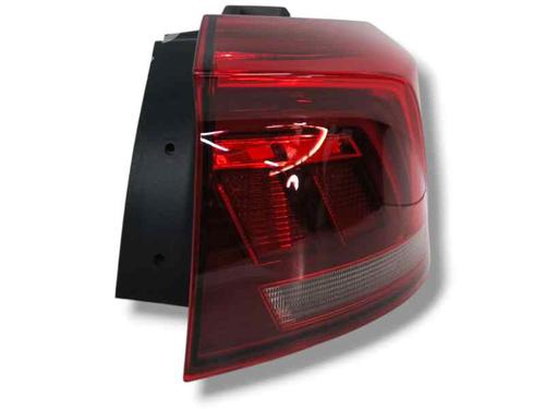 Used Right taillight VW T-ROC (A11, D11) 2.0 TDI SCR (116 hp) 28095117