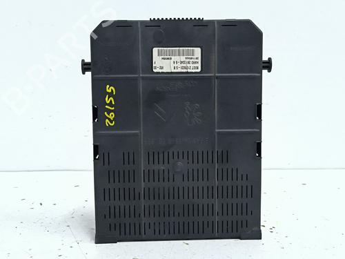 Fuse box PEUGEOT 607 (9D, 9U) 2.2 HDi | BP39715716E1 - Image 2