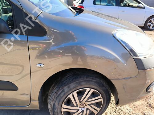 Used Right front fenders Right front fenders CITROËN BERLINGO MULTISPACE (B9) 1.6 HDi 90 (90 hp) 34716839 34716839