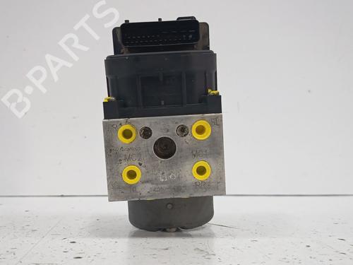 Used ABS pump ABS pump TOYOTA YARIS (_P1_) 1.3 (SCP12_, SCP13_, SCP12R, SCP13R) (87 hp) 39204181 39204181
