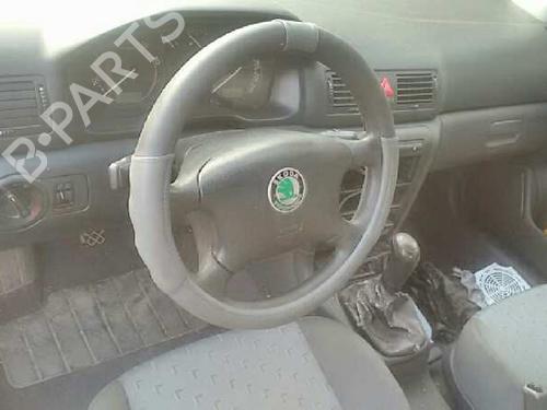 Engine control unit (ECU) SKODA OCTAVIA I (1U2)  | BP4012384M57 
