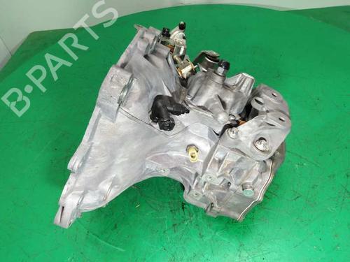 Used Gearbox Gearbox OPEL CORSA C (X01) 1.3 CDTI (F08, F68) (70 hp) 6017455 6017455