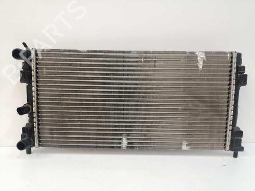 Used Water radiator VW POLO V (6R1, 6C1) 1.2 (60 hp) 7615134