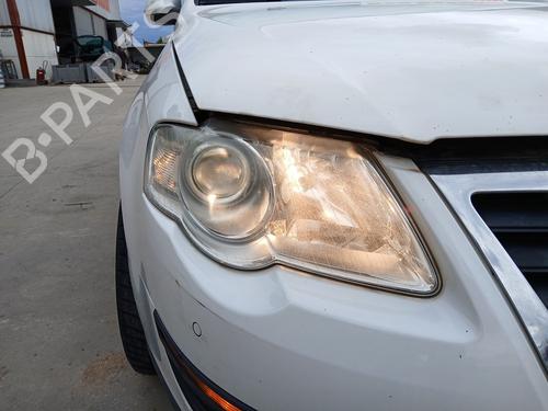 Used Right headlight Right headlight VW PASSAT B6 (3C2) 2.0 TDI (110 hp) 35776004 35776004