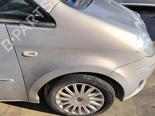 Forskærm Højre LANCIA MUSA (350_) 1.3 D Multijet (350.AXG11, 350.AXG1A) (90 hp) 32859932