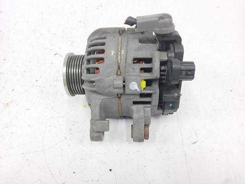 Used Alternator Alternator TOYOTA YARIS (_P9_) 1.4 D-4D (NLP90_, NLP90R) (90 hp) 35812810 35812810