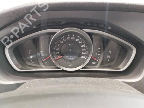 Instrument cluster VOLVO V40 Hatchback (525) | BP13925379C47
