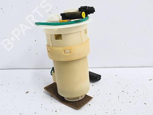 Bränslepump Bränslepump TOYOTA YARIS (_P1_) 1.3 (SCP12_, SCP13_, SCP12R, SCP13R) (87 hp) 39722460 39722460