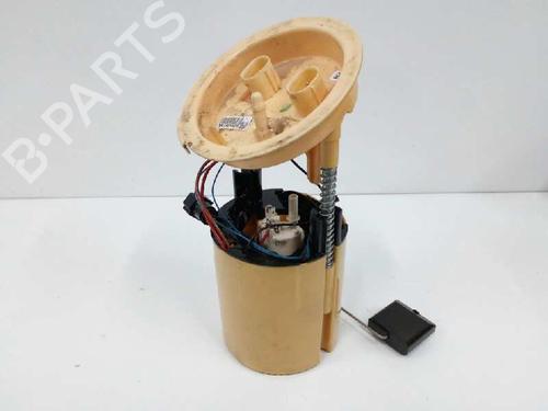 Used Fuel pump BMW 3 (E90) 318 d (143 hp) 4955135
