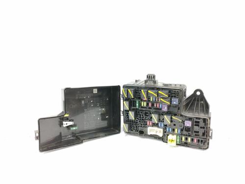 Fuse box MITSUBISHI L200 / TRITON (KJ_, KK_, KL_) 2.2 DI-D | BP13077137E1 