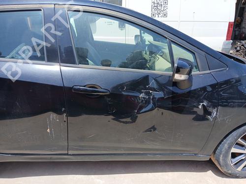 Used Right front door Right front door 36812554 36812554