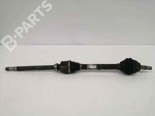 Used Right front driveshaft PEUGEOT 5008 (0U_, 0E_) 1.6 HDi (114 hp) 8215858