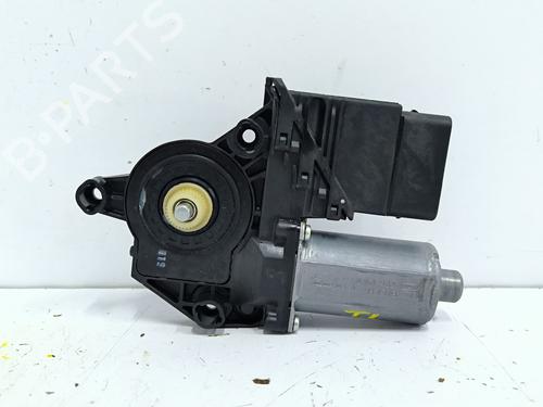Left rear window motor VW GOLF VI (5K1) 1.6 TDI | BP36001544E23 - Image 2