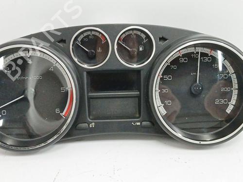 Used Instrument cluster PEUGEOT 308 I (4A_, 4C_) 1.6 HDi (90 hp) 28836867